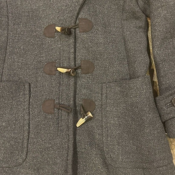 Banana Republic Women's Gray Wool Coat Sz Med Toggles Full Asymmetrical Zip - Picture 2 of 7